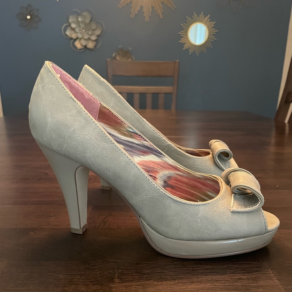 Madden Girl High Heel Peep Toe Pumps Size 8.5